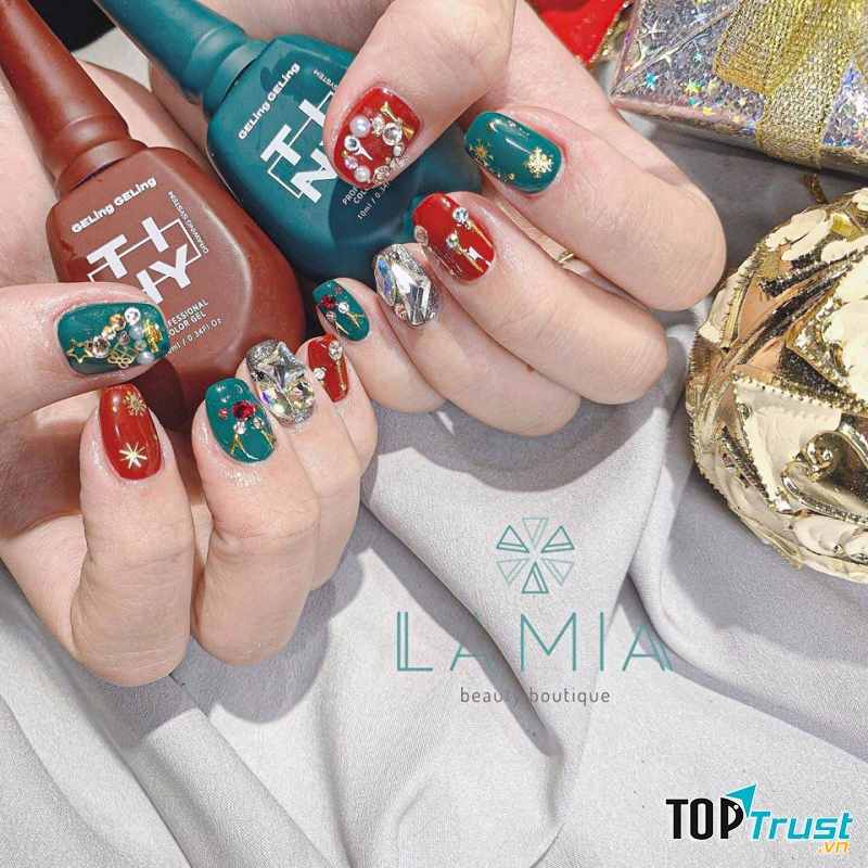 LAMIA Beauty Boutique