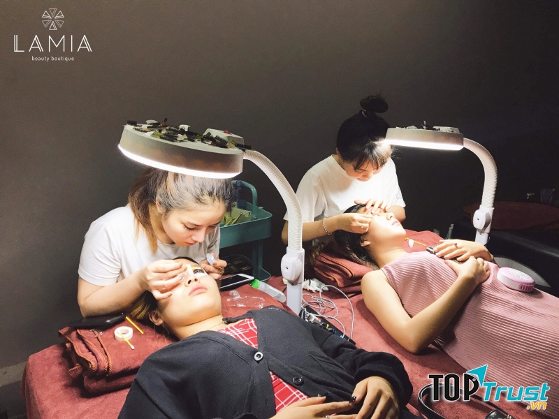 LAMIA Beauty Boutique