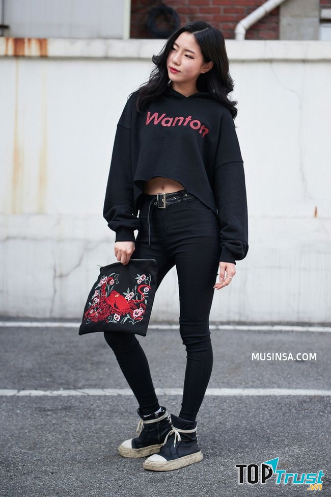 Outfit năng động cá tính