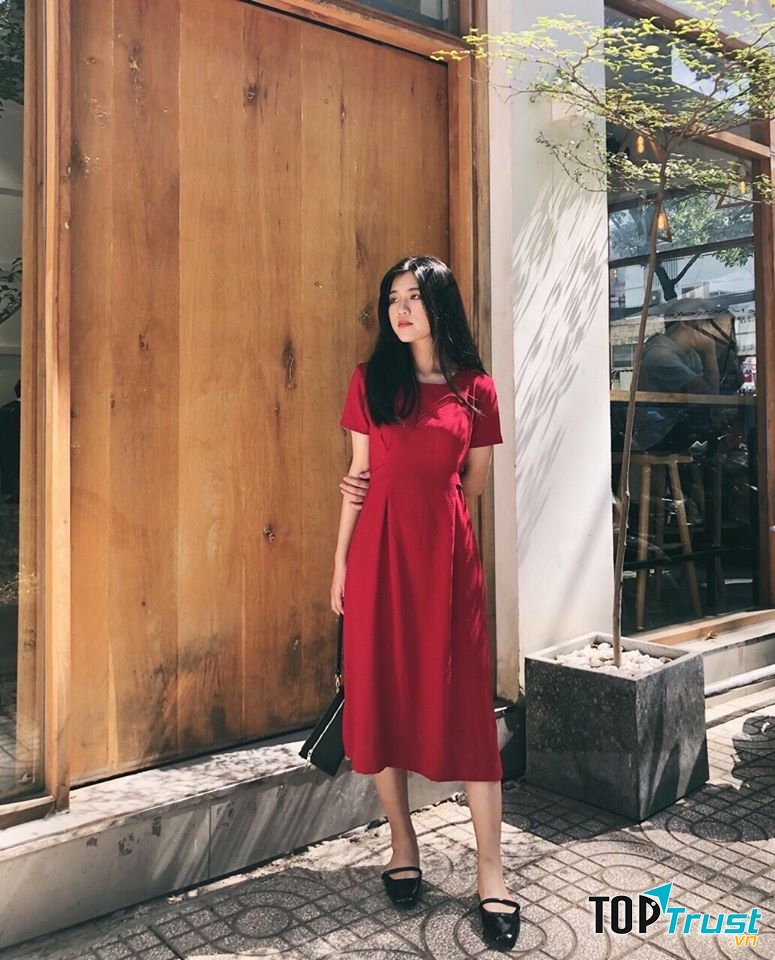Mẫu đầm tại LANA Shop