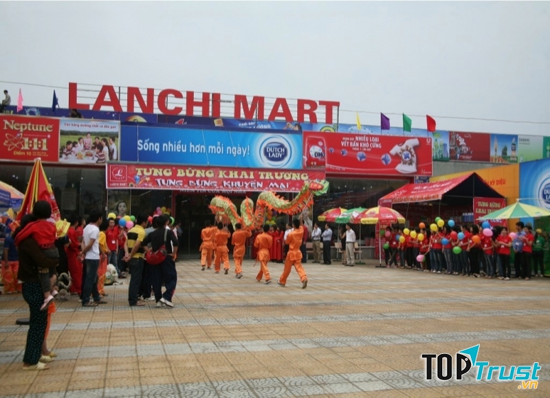 Siêu thị Lanchi Mart.