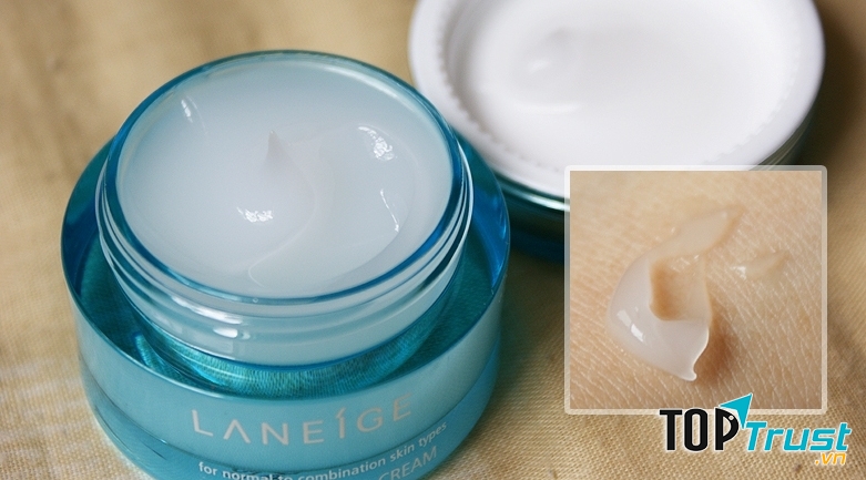 Bên trong của hộp kem mắt Laneige Water Bank Eye Gel Ex