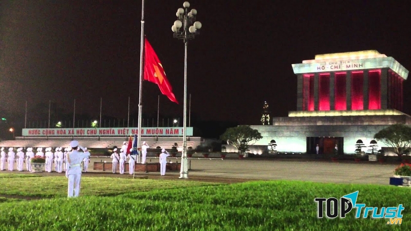 Lễ hạ cờ
