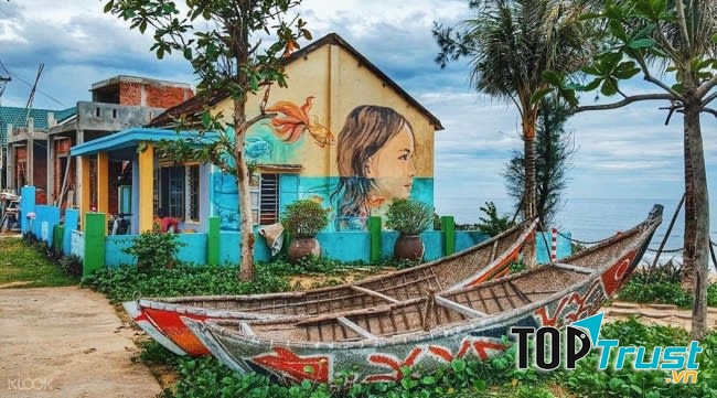 Làng Bích Họa Tam Thanh