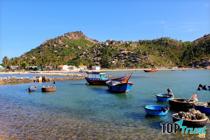 Khung cảnh nên thơ của làng chài