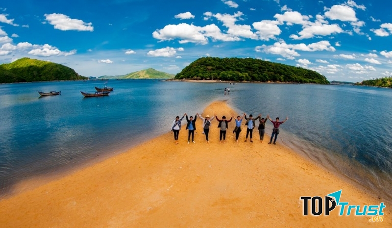 Con đường dưới biển tuyệt đẹp