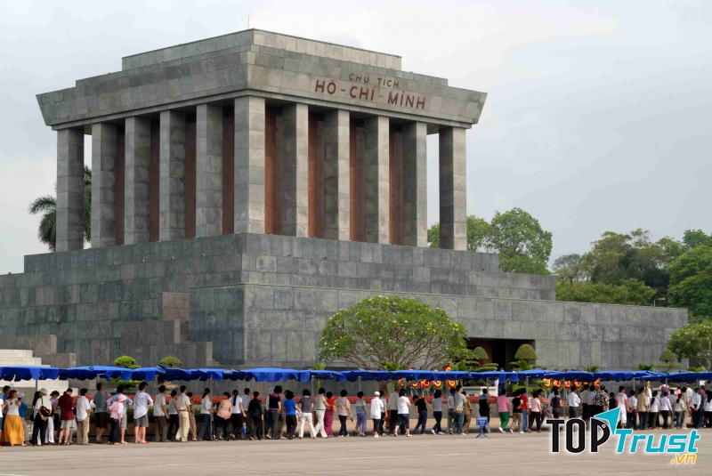 Lăng chủ tịch Hồ Chí Minh