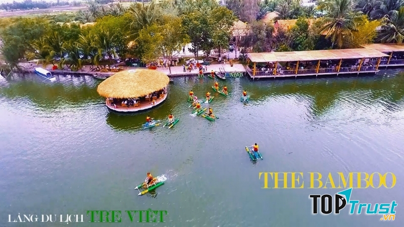 Làng du lịch Tre Việt