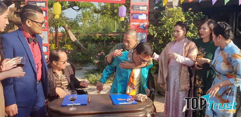 Đại gia chân đất 10