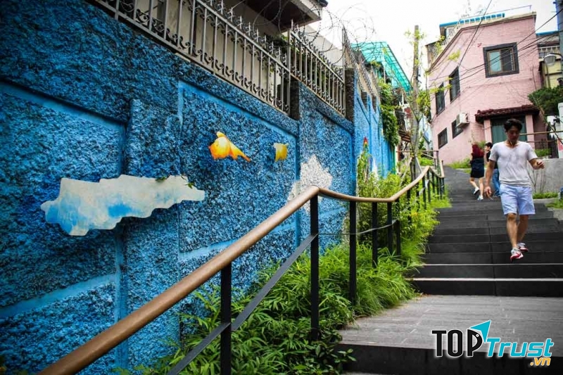 Làng họa Ihwa và công viên Naksan