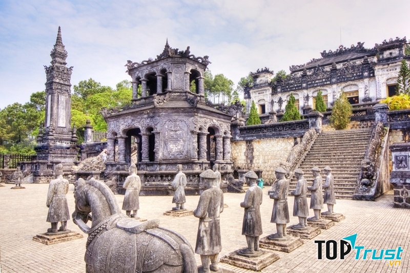 Lăng Khải Định (Ứng Lăng)