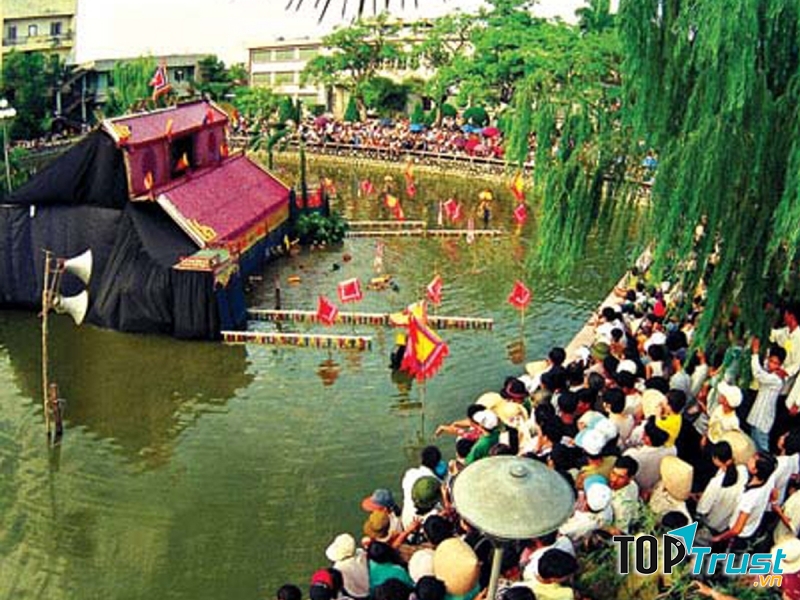 Làng rối nước Đào Thục