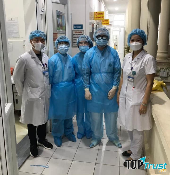 LẶNG THẦM NGÀNH Y