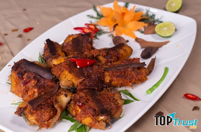 Nhà hàng hải sản Lão Ngư