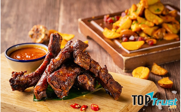 Sườn heo nướng BBQ xông khói kiểu “Thủ Đức”