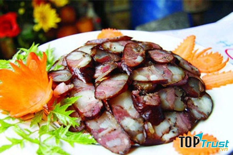 Lạp xưởng Tây Bắc