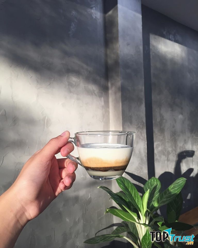 Cà phê muối ở Laph cũng được mọi người đánh giá khá cao bởi hương vị đậm đà