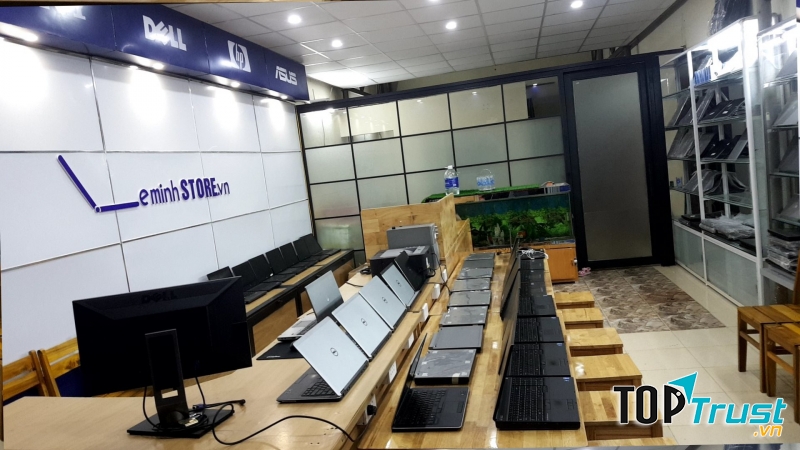 Cửa hàng laptop Lê Minh