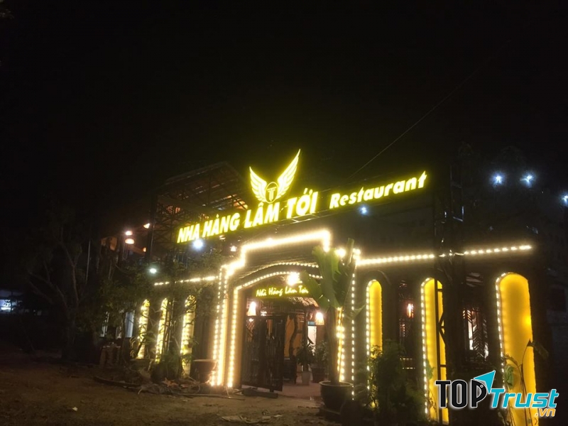 Nhà hàng Lâm Tới