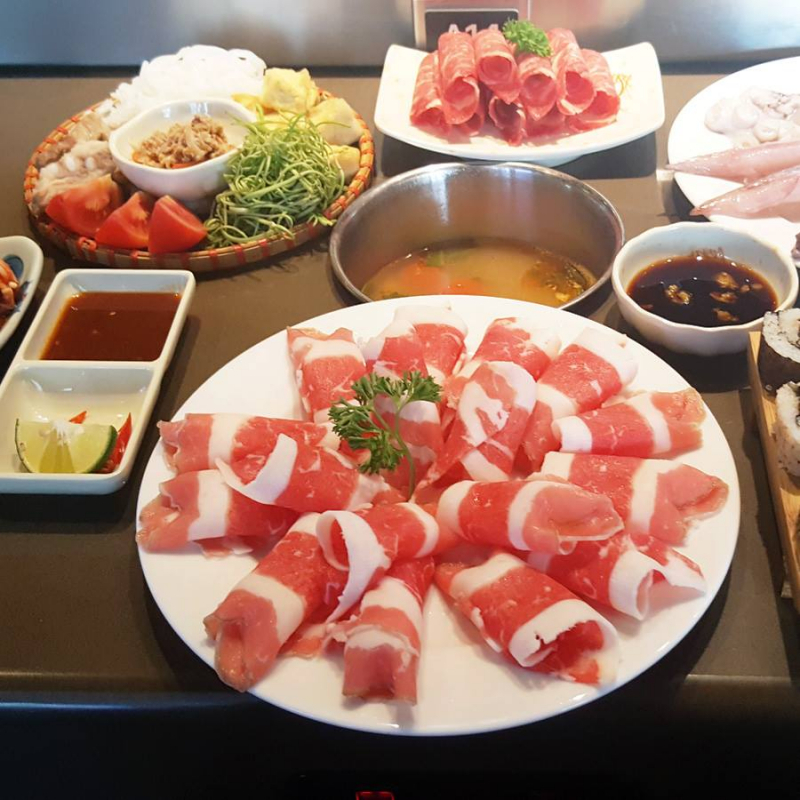 Lẩu Băng Chuyền Kichi Kichi