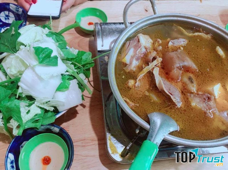 Lẩu bò Aba Toa