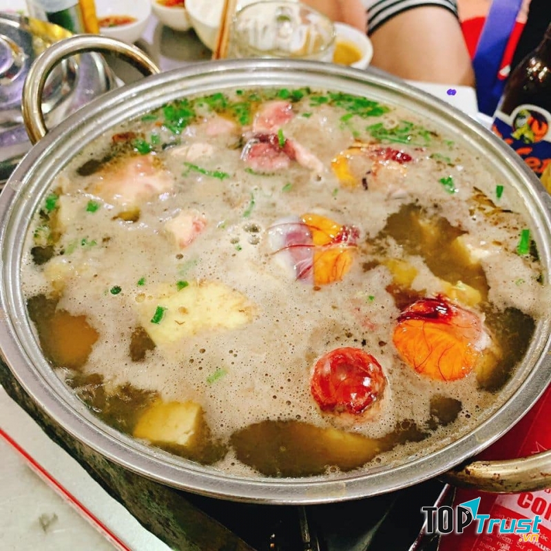 Lẩu Bò Hai Tín