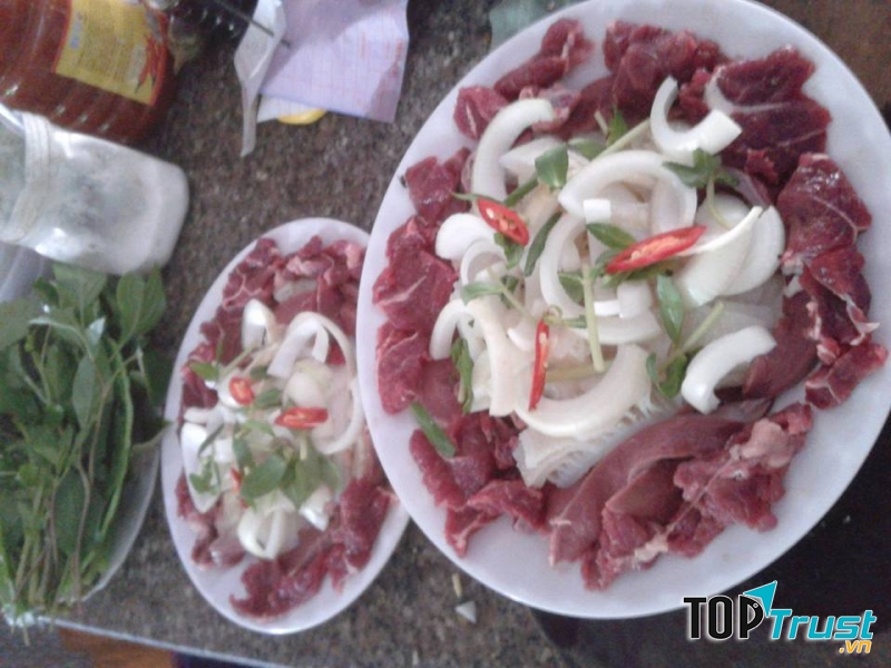 Lẩu Bò Hai Tín