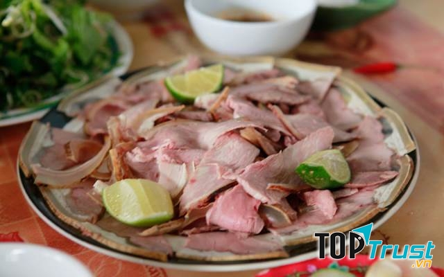 Lẩu bò Học