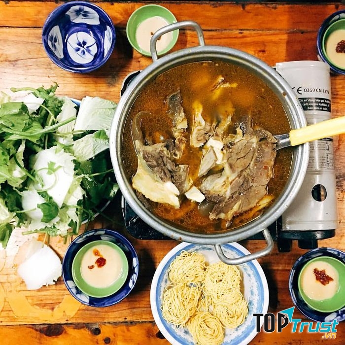 Hương vị lẩu bò thơm ngon đúng kiểu