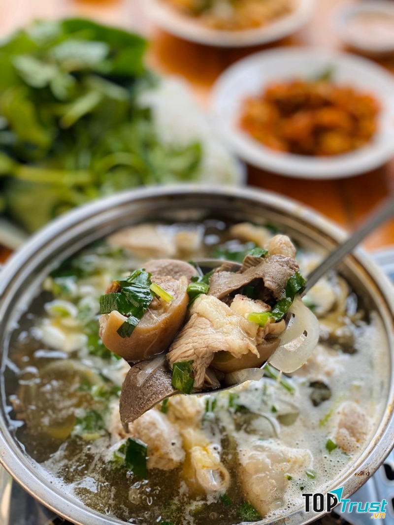 Lẩu bò Tí Chuột