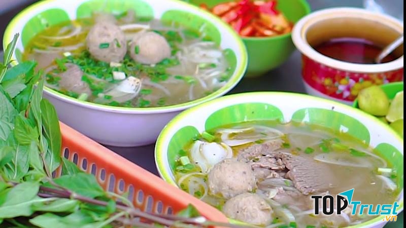 Lẩu Bò Xuân Mai