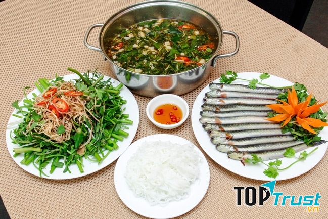 Lẩu cá kèo Bà Huyện