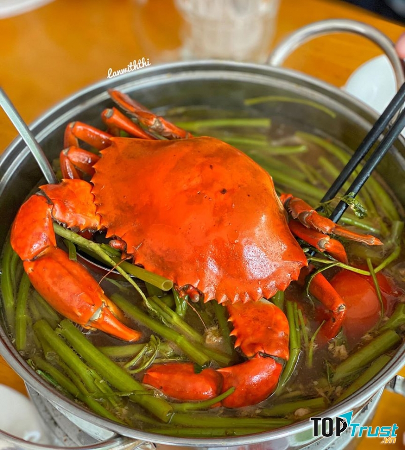 Lẩu Cua Đất Mũi