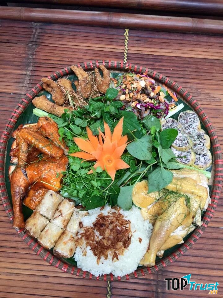 Quán ﻿Lẩu cua đồng Song Hà