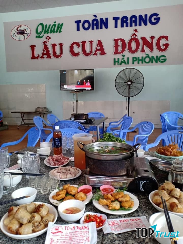 Lẩu Cua Đồng Toàn Trang