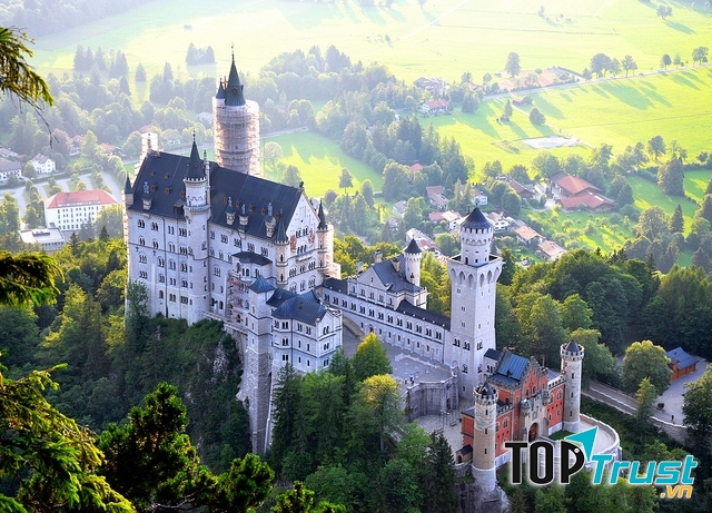Lâu đài cổ tích Neuschwanstein