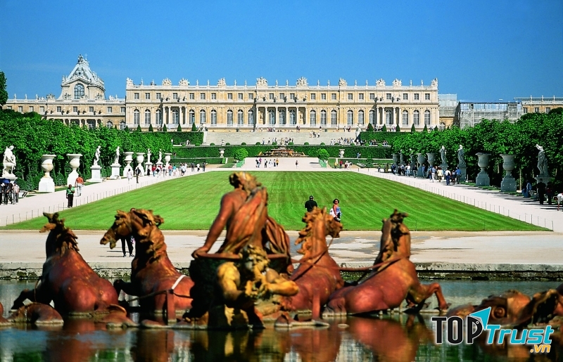 Vẻ đẹp lộng lẫy lâu đài Versailles