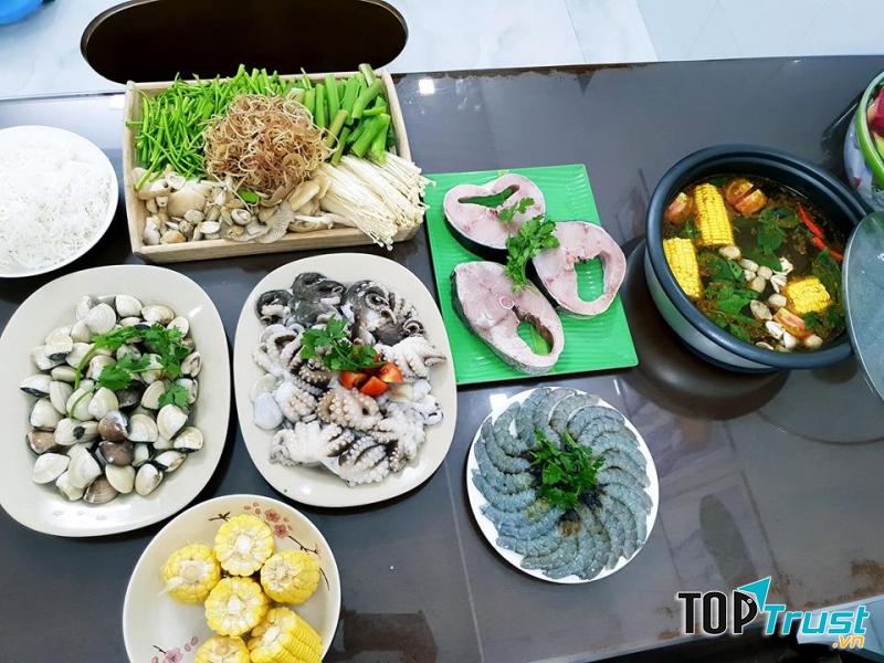 Lẩu Dê & Cua 245 - Hoa Lan