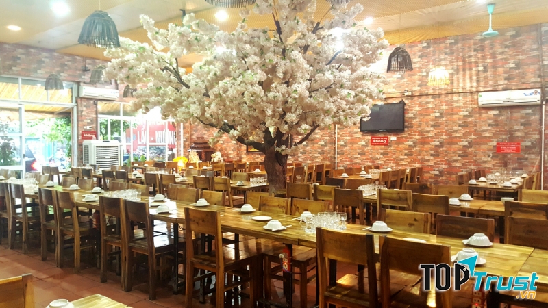 Lẩu Đức Trọc - Yên Phụ