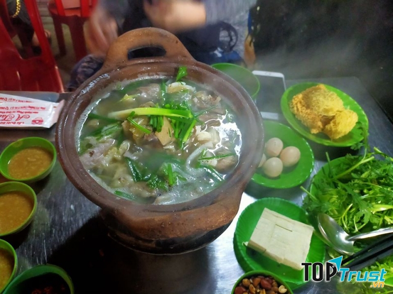 Lẩu Đuôi Bò A Tài
