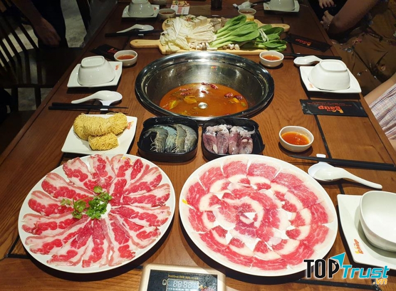 Lẩu gà úp - Tú Xương