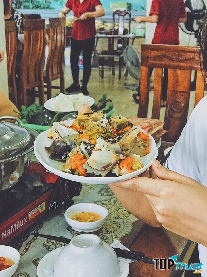 Lẩu hải sản tại Hương Duyên