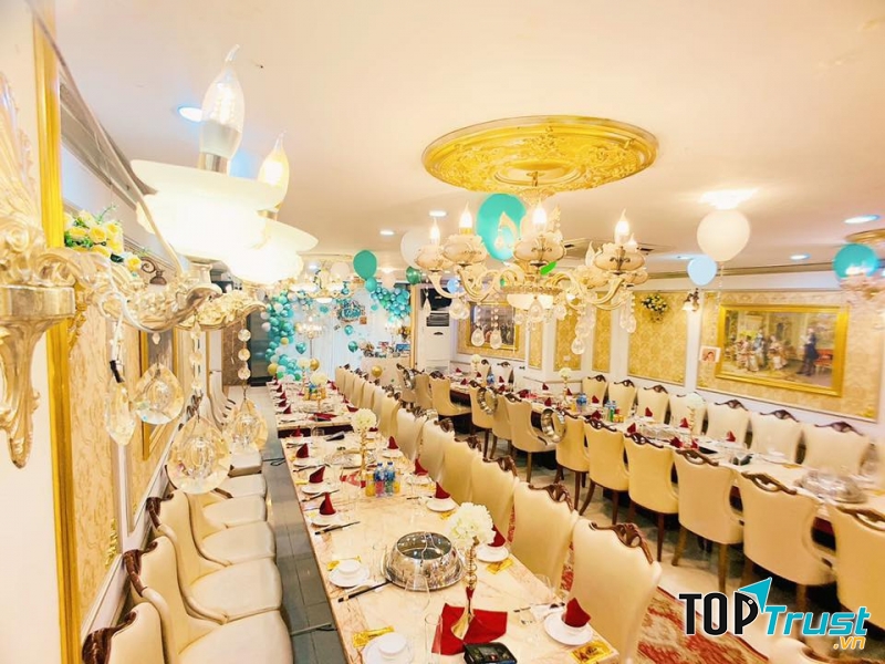 Hấp dẫn ngay từ cách trang trí của nhà hàng