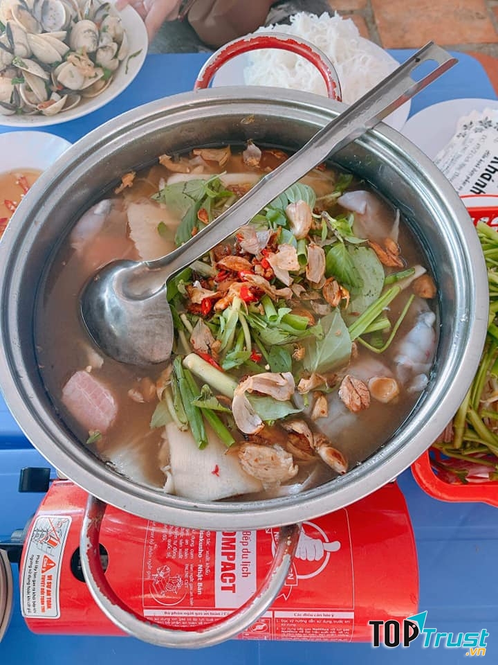 Lẩu măng Khánh Hà