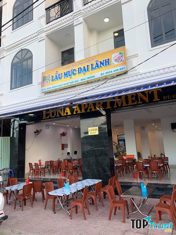 Lẩu mực Đại Lãnh