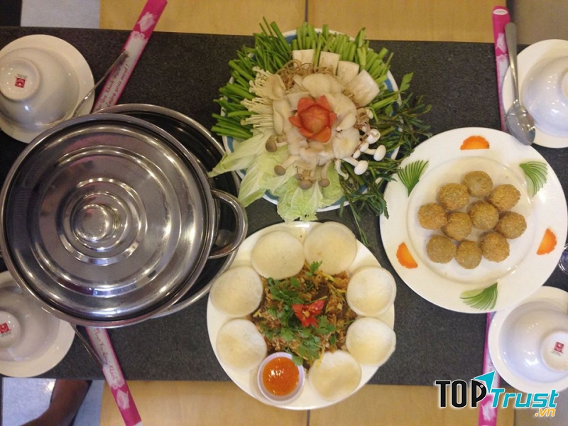 Lẩu nấm Phước Duyên