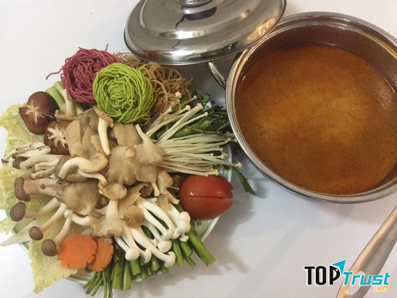 Lẩu nấm chay Phước Duyên