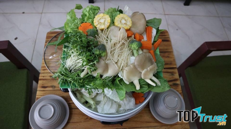 Lẩu Nấm Chay Rau Sạch BMT