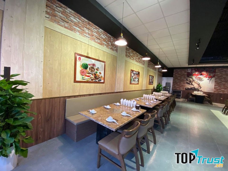 Không gian nhà hàng