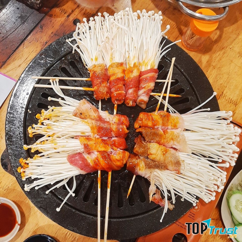 Đa dạng món ăn, phù hợp nhiều đối tượng.